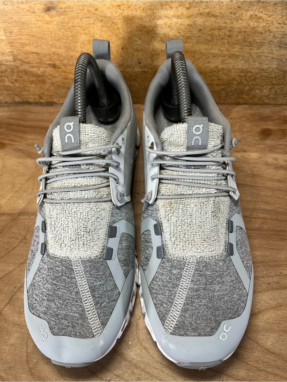 On Cloud 5 Terry REFLECTIVE Womens Size 8.5 Running Shoes Sneakers Gray Silver - Picture 5 of 15